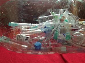 syringes-332713_1920.jpg