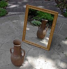 220px-Mirror.jpg