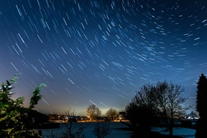 startrails-1800916_1280.jpg