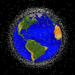 spacejunk11645640w600.jpg